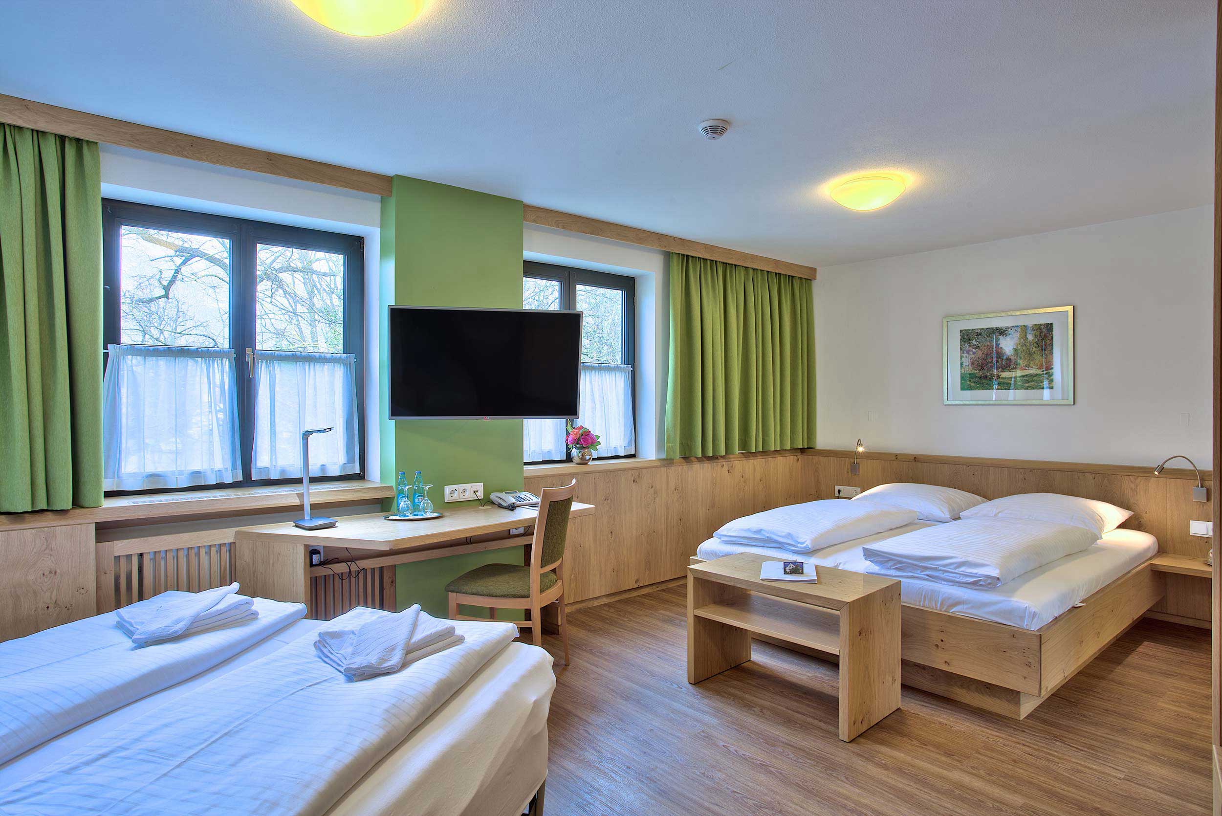 Totale 4 Bett Zimmer Hotel
